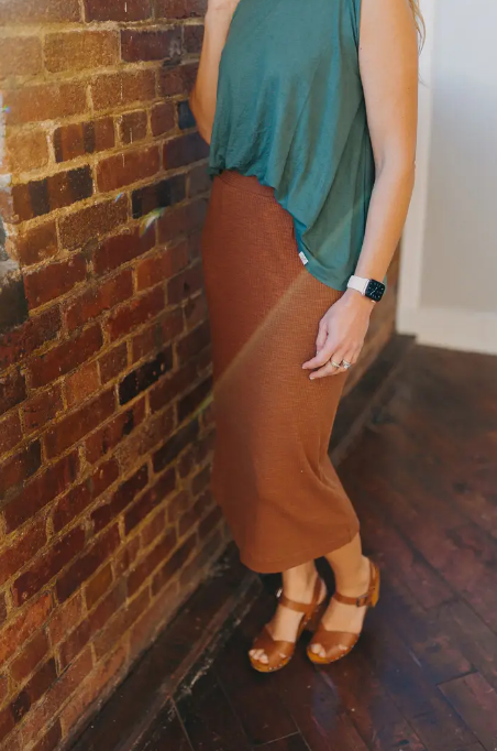 
            
                Load image into Gallery viewer, Nutmeg Pencil Skirt
            
        